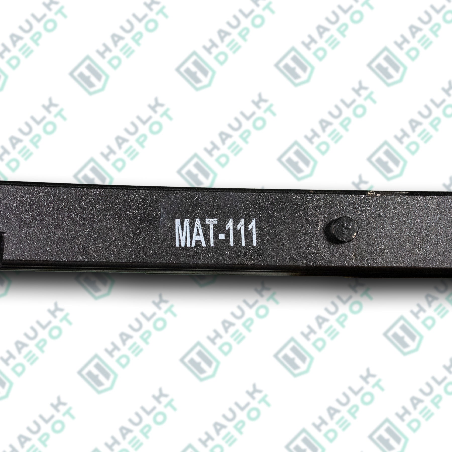 3.5K–5.8K Trailer Leaf Spring – 5 Leaf – Double Eye – 25.25" | MT-111